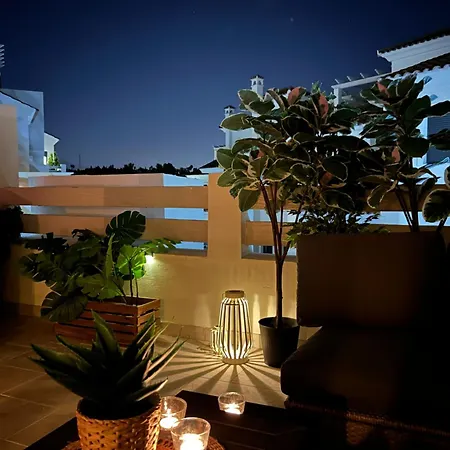 Casa Agra Del Paraiso エステポナ